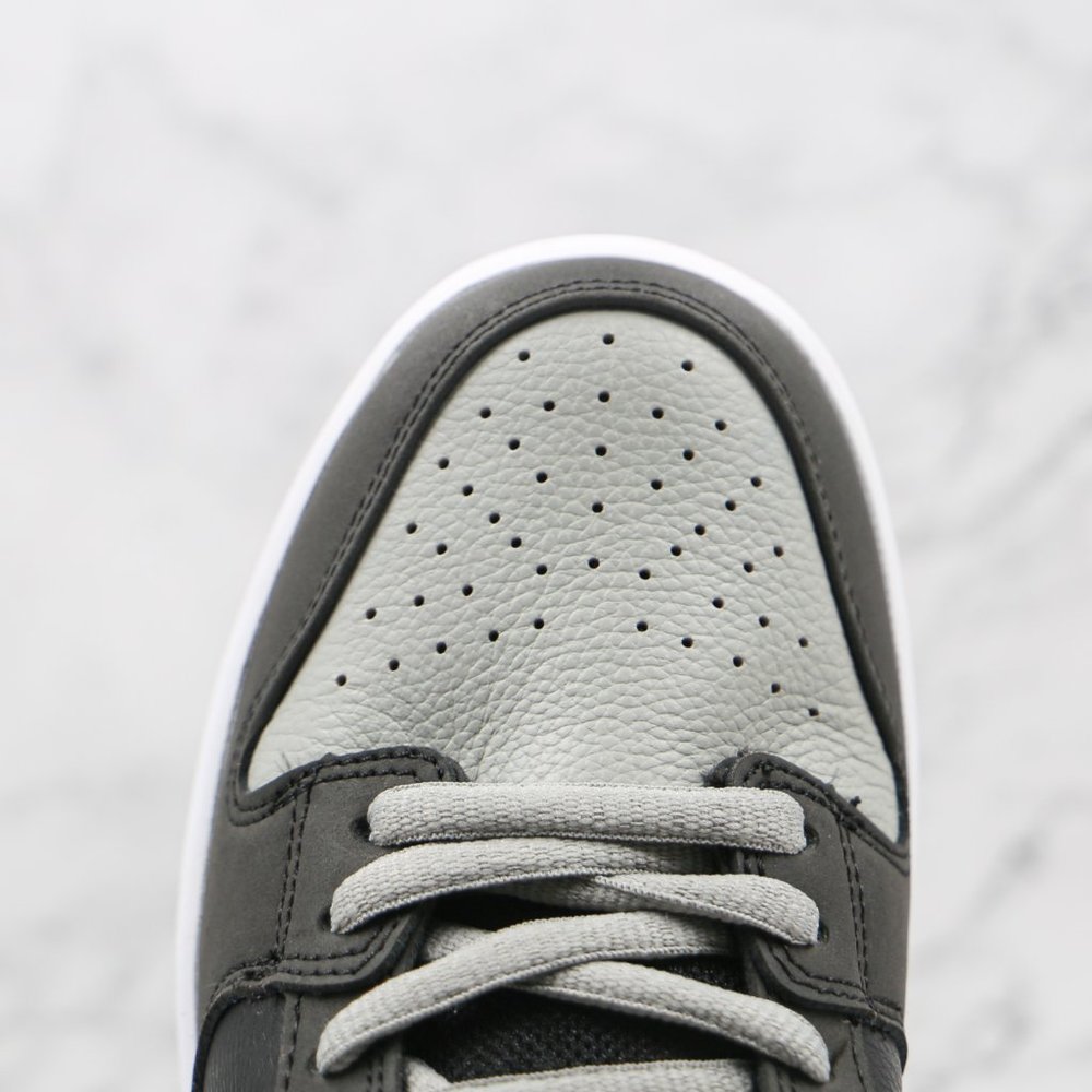 NIKE SB DUNK Low Pro J-PACK Shadow